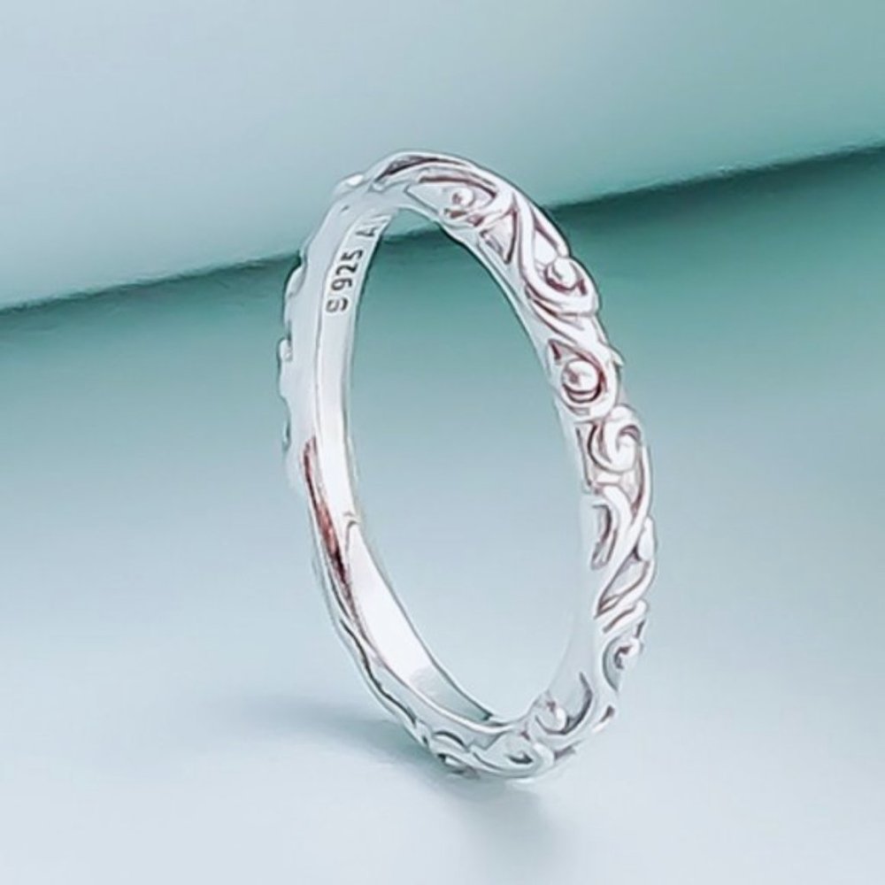 Pandora Regal Band Ring